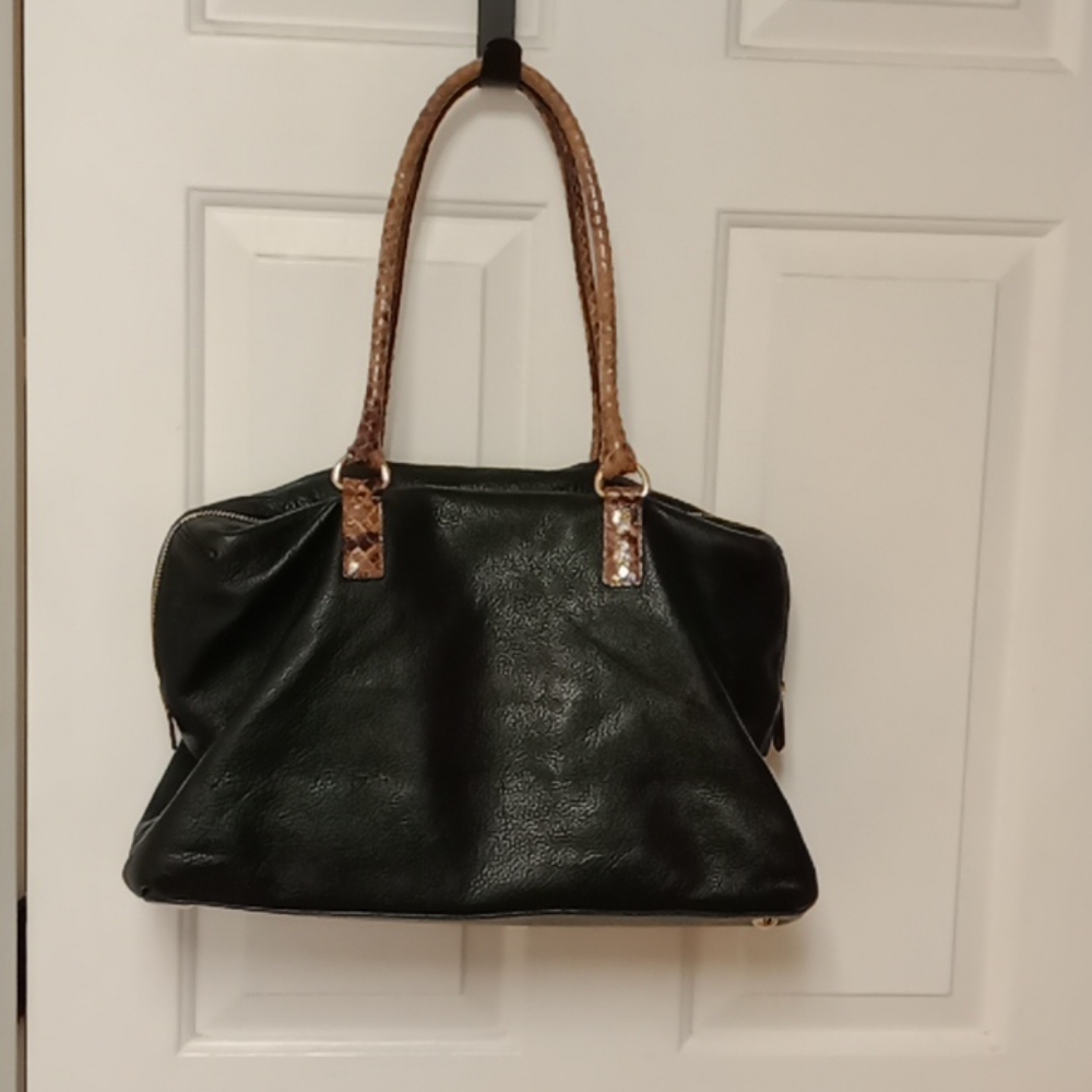 Michael kors duffle bag - Picture 5 of 13